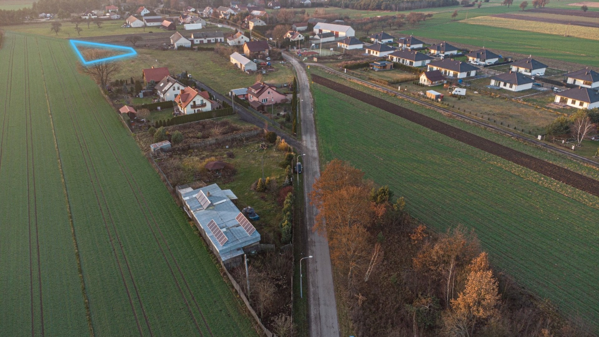 Działka na sprzedaż